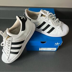 Adidas SUPERSTAR shoes black & white